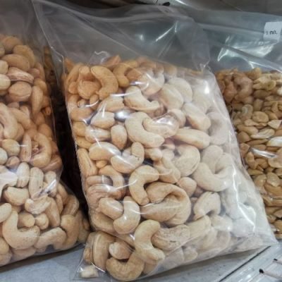 Cashew nuts WW180-Vietnam Raw Cashews