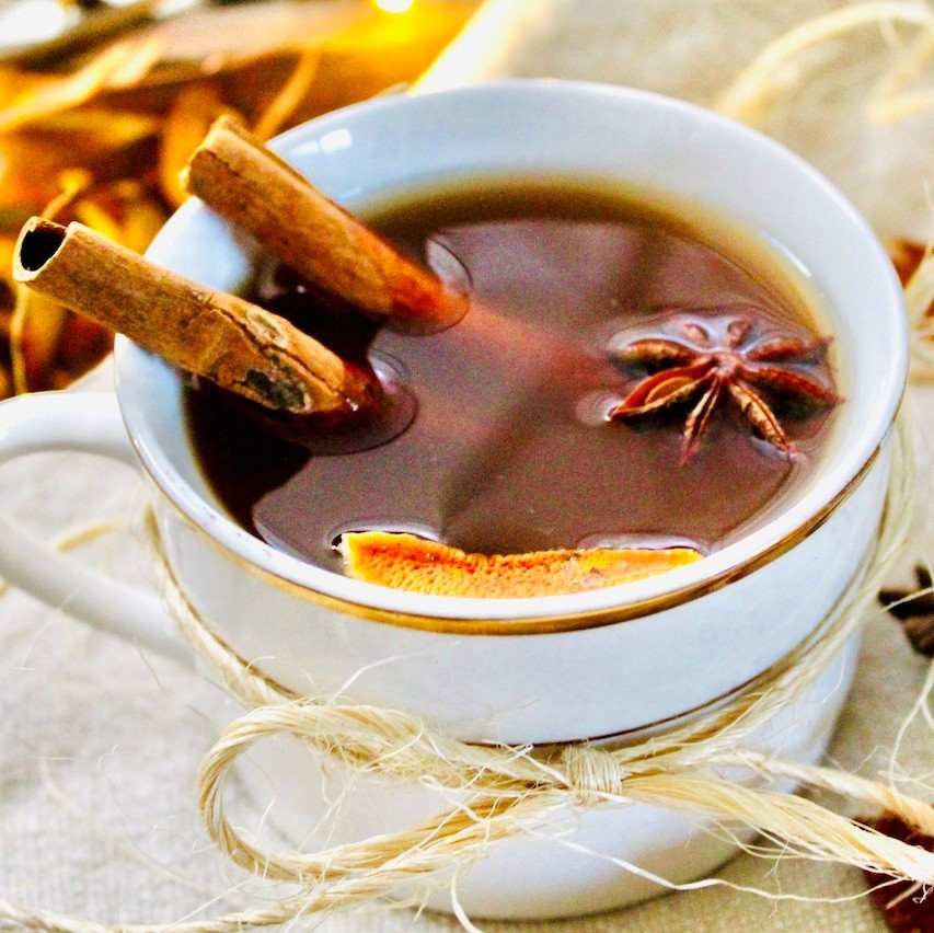 10 Surprising Benefits of Cinnamon Tea and How to make It at home